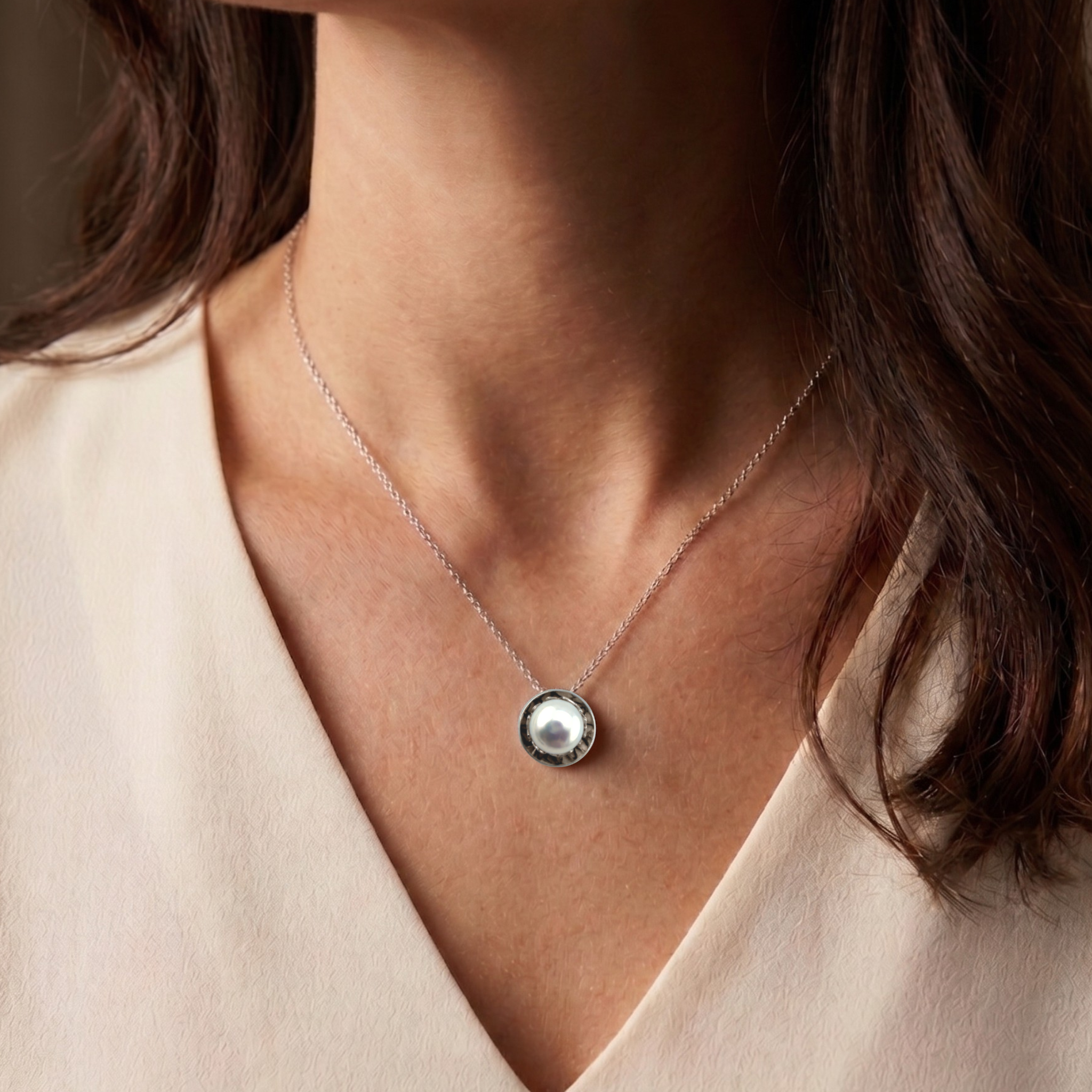 Contemporary Pearl Necklace